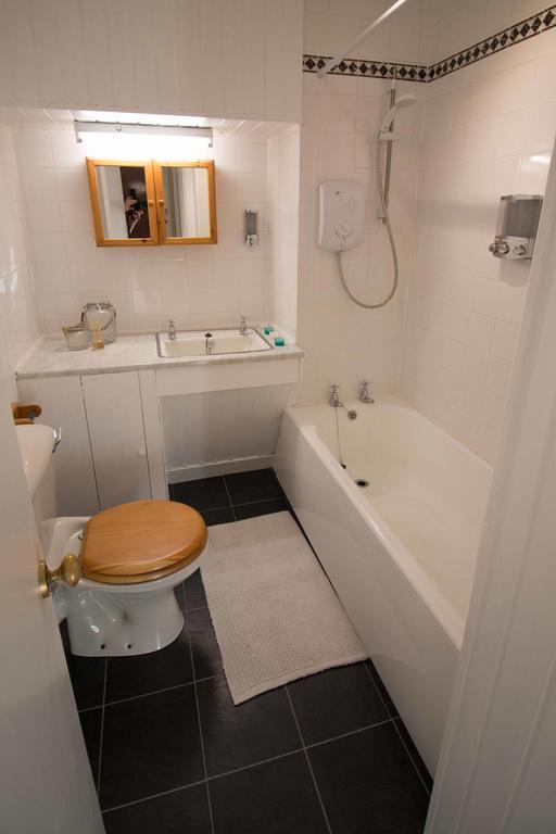 Bright & Airy Two Bed Set In Granite Daire Aberdeen Dış mekan fotoğraf